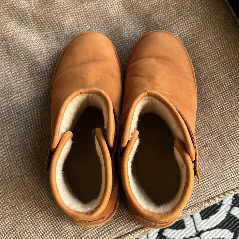 Ugg Rella Ankle Boots - Picture 11 of 12